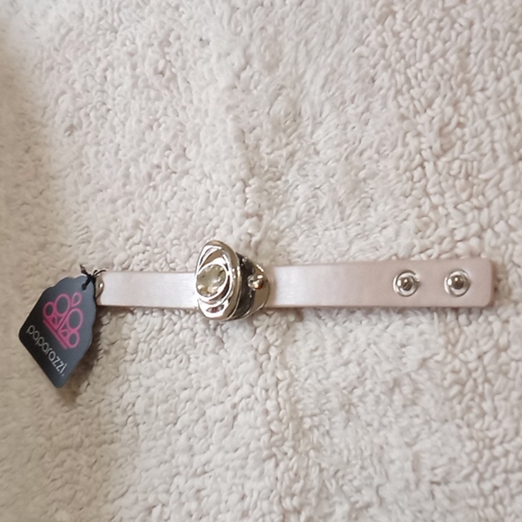 Pasadena Prairies Pink Bracelet - Picture 1 of 3
